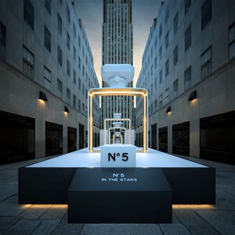 N°5 IN THE STARS at Rockefeller Center